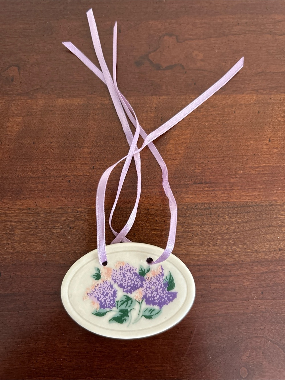Longaberger May Series tie on for lilac basket